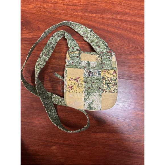 Donna Sharp Small Boho Quilted Purse ￼ - Picture 6 of 10